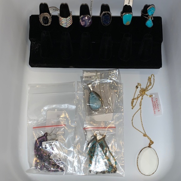 High end boutique jewelry collection - Picture 2 of 6